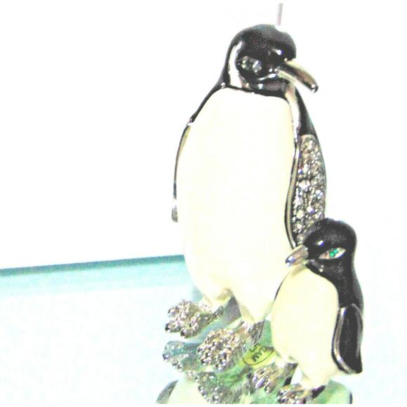 NEW Enameled Metal PENGUIN & BABY TRINKET BOX FIGURINE Austrian Crystals In Box - Picture 2 of 6